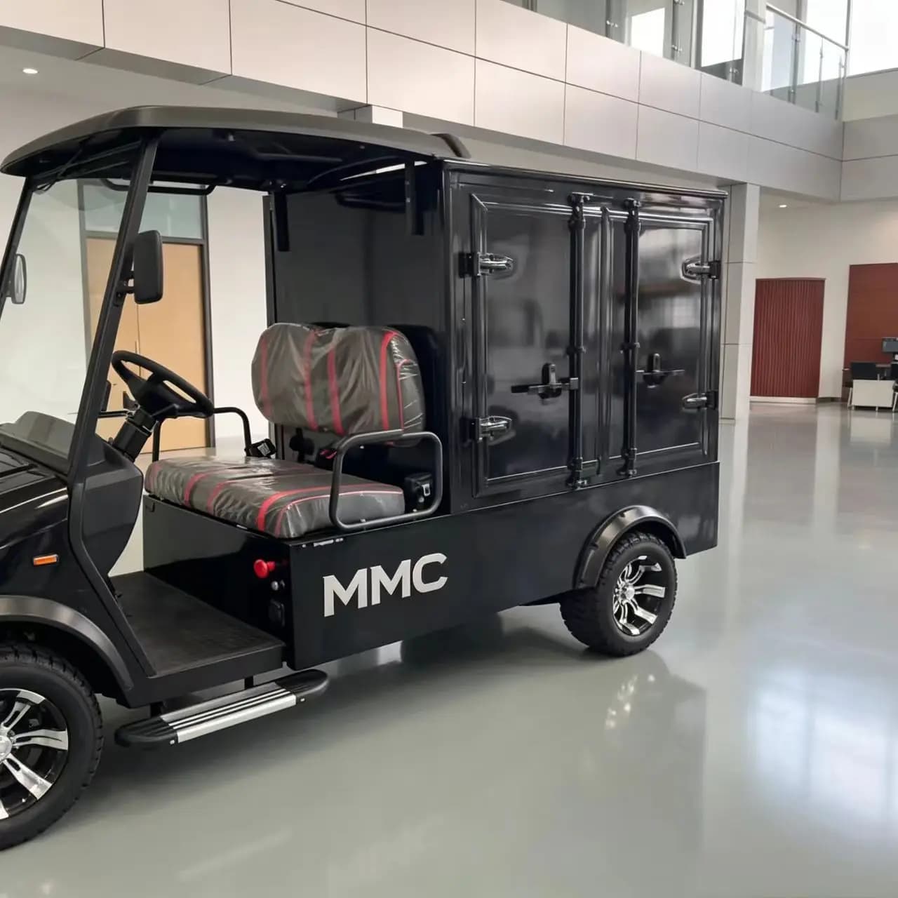Voitures de golf 4x4 à vendre : Moteur 4000W/7000W, batterie lithium 48V/72V, offrant une autonomie exceptionnelle et un couple élevé.