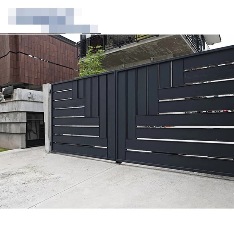 Porte de clôture pivotante en aluminium personnalisée