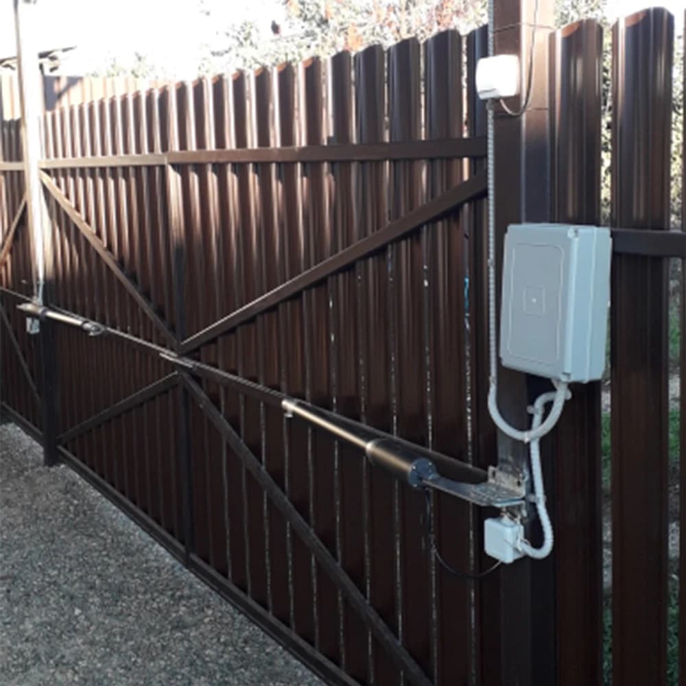 Contrôleur d'ouverture de porte battante électrique, boîtier moteur de porte battante, télécommande avec 2 télécommandes ou WIFI, kit en option