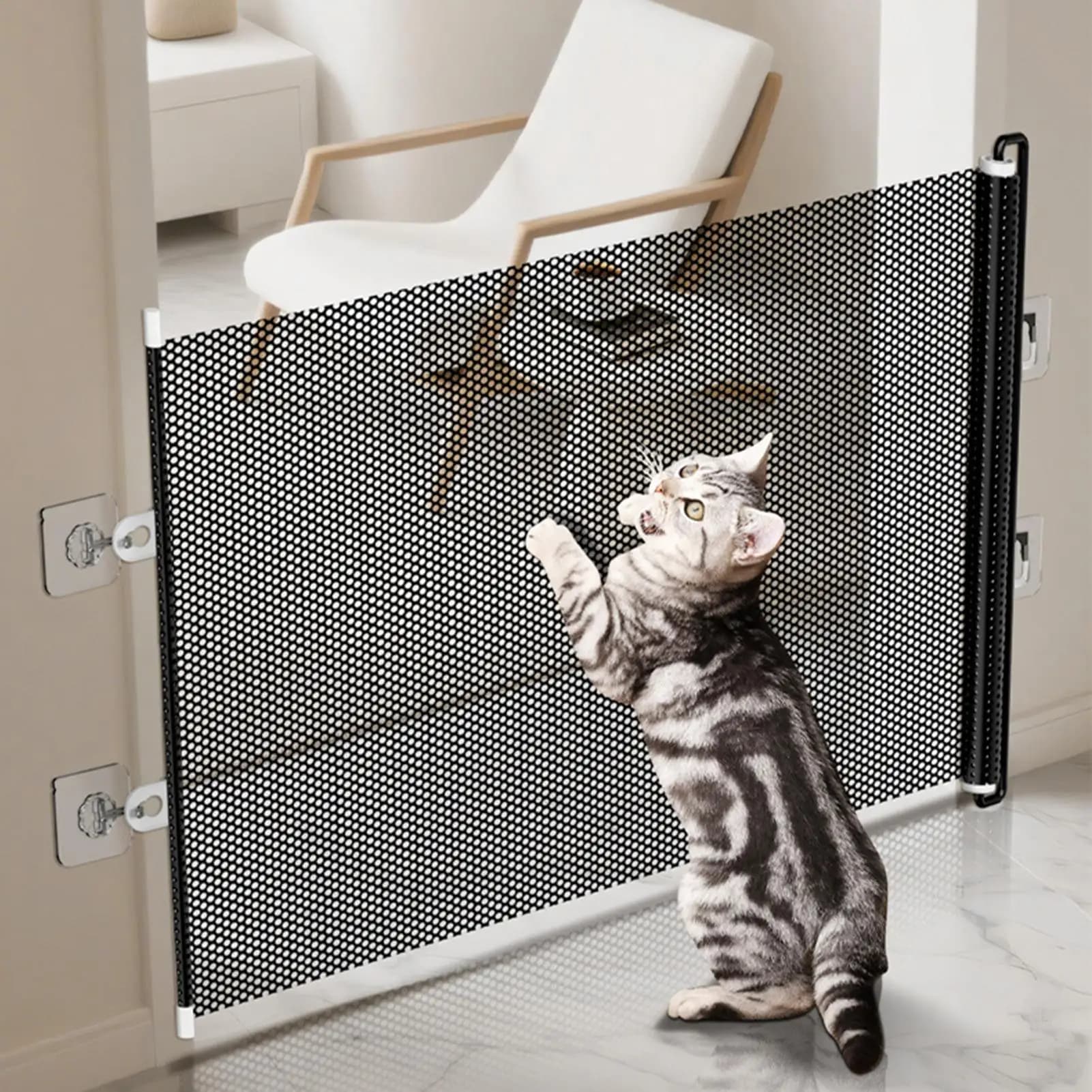 Barrière rétractable en maille pour escaliers
