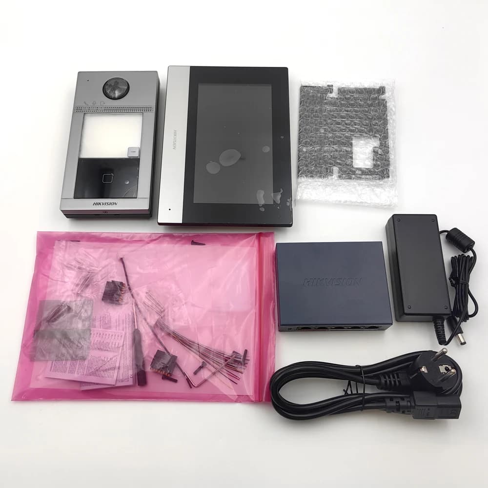 Hikvision DS-KIS604-S (C) Kit d'interphone vidéo DS-KV8113-WME1 (C) DS-KH6320-WTE1 commutateur POE Standard Station de porte moniteur WIFI