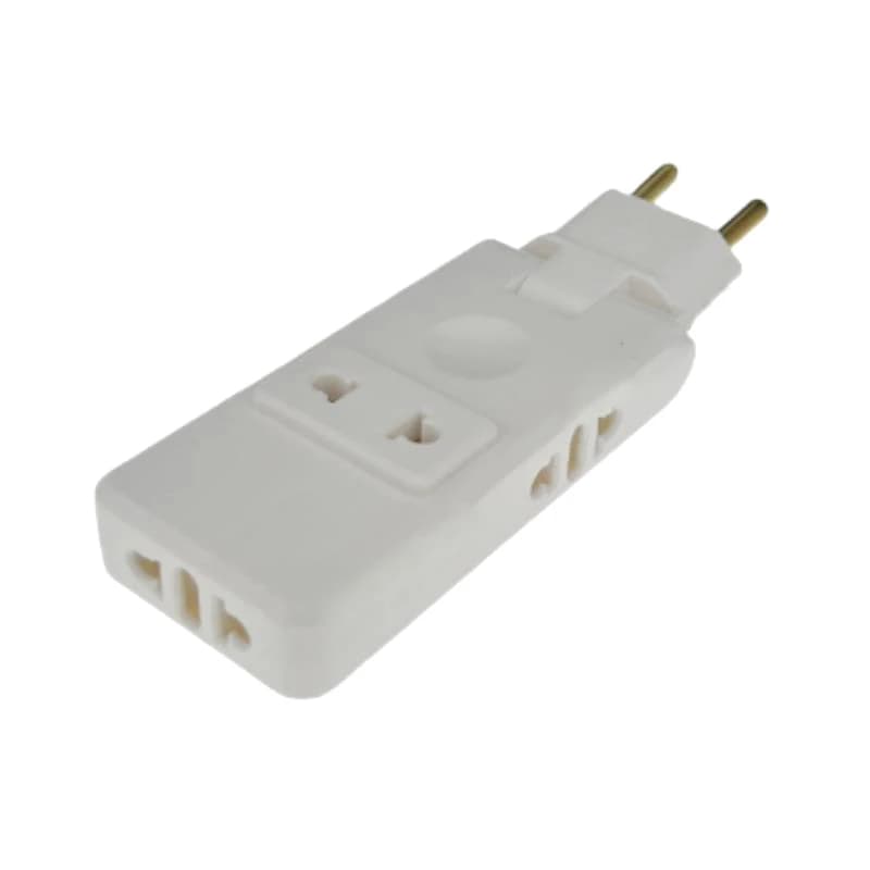 Prise électrique 4 en 1 ue
