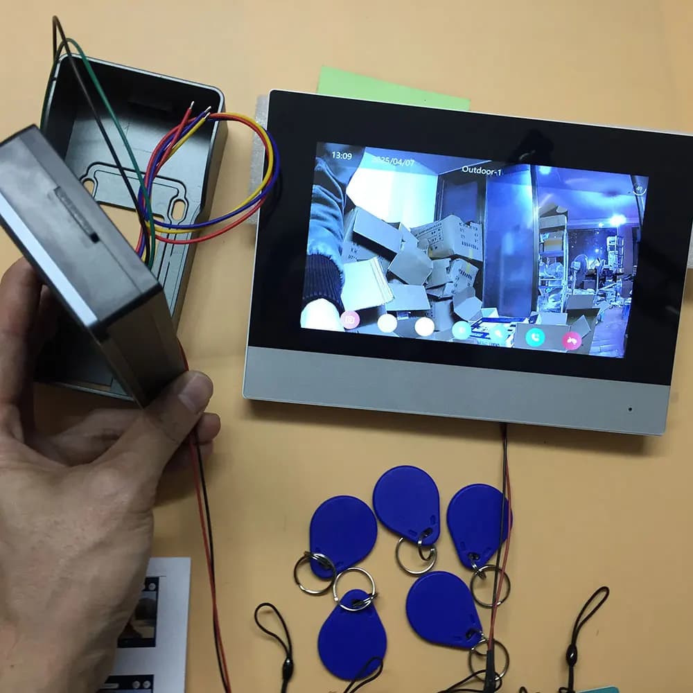 Nouveau système d'interphone vidéo Wifi intelligent à 2 fils Tuya