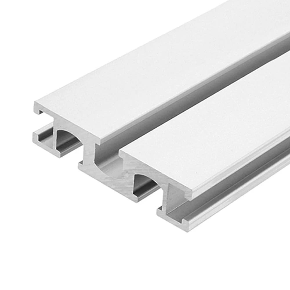 Clôture profilée en aluminium 60 Type piste à onglet support