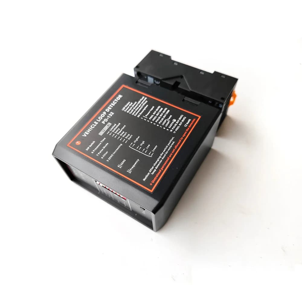 Détecteur de boucle de véhicule multi-tension PD132
