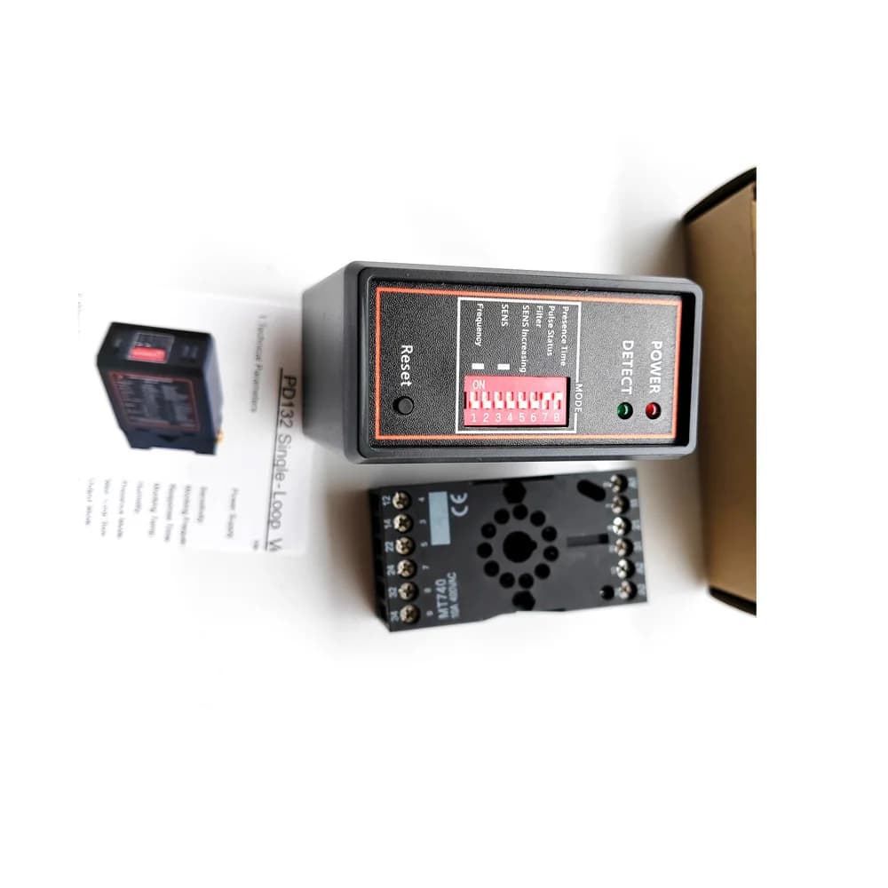 Détecteur de boucle de véhicule multi-tension PD132