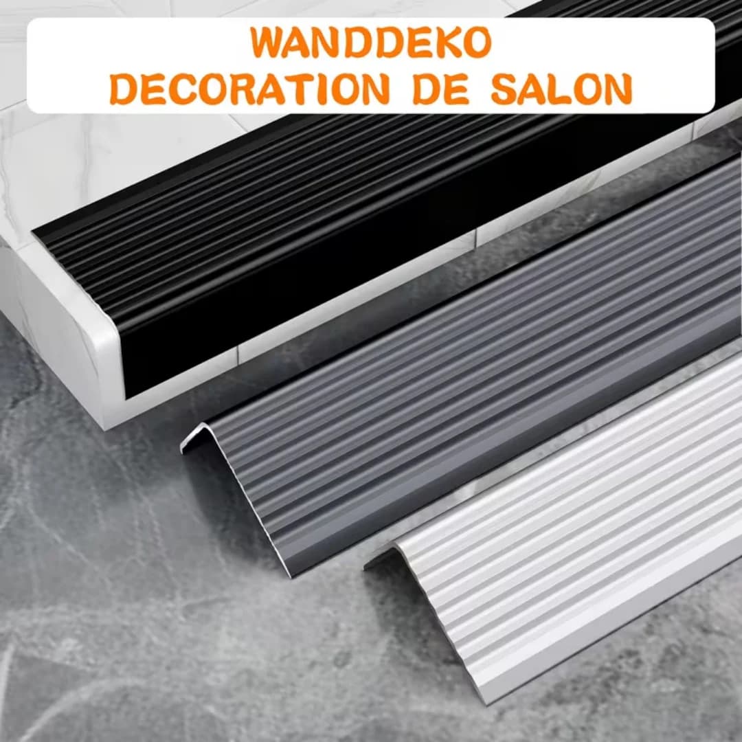 Bande de bordure d'escalier à angle droit en PVC pour extérieur