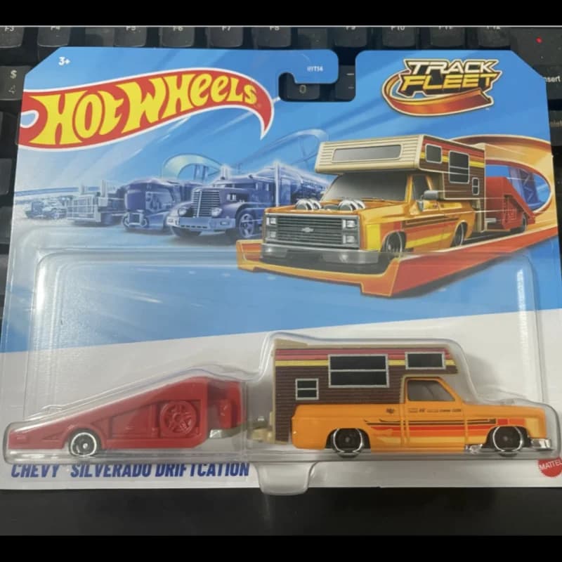 Hot Wheels – voiture en alliage moulé sous pression Volvo 240, remorque de transport pour camping-car, modèle de simulation HYT56, jouet pour collectionneurs