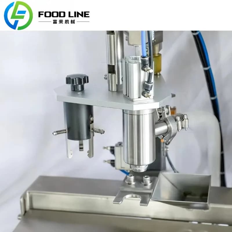 Équipement de remplissage à commande manuelle pour la production de boissons avec une opération simple