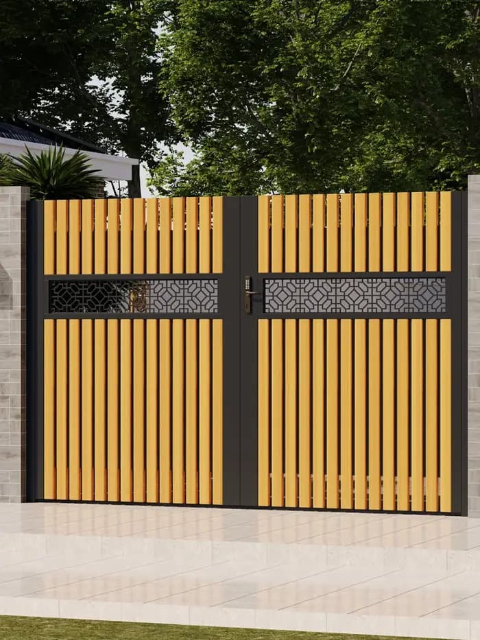 Porte de cour en aluminium