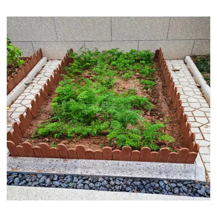 Clôture de jardin insérée en plastique et bois de couleur teck blanc