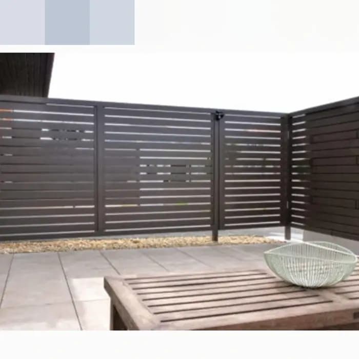 Clôture extérieure en aluminium de confidentialité horizontale d'écran de jardin en métal de 8 pieds de haut