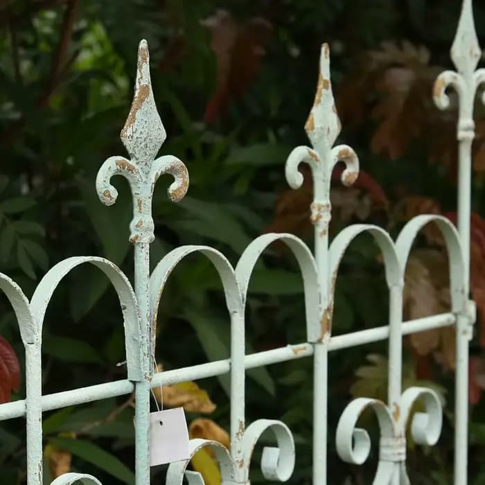 Panneau de séparation en fer pour clôture de jardin ancien