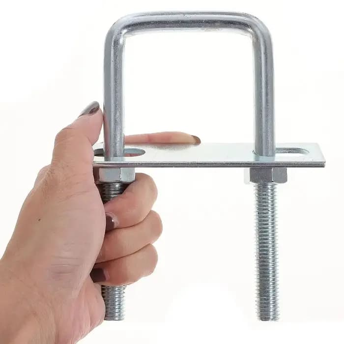 Pince à Tube carré M8 en acier au carbone Q235 galvanisé Durable