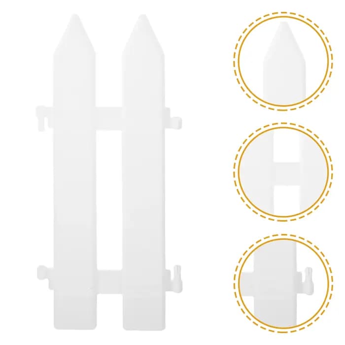 Clôture en plastique blanc